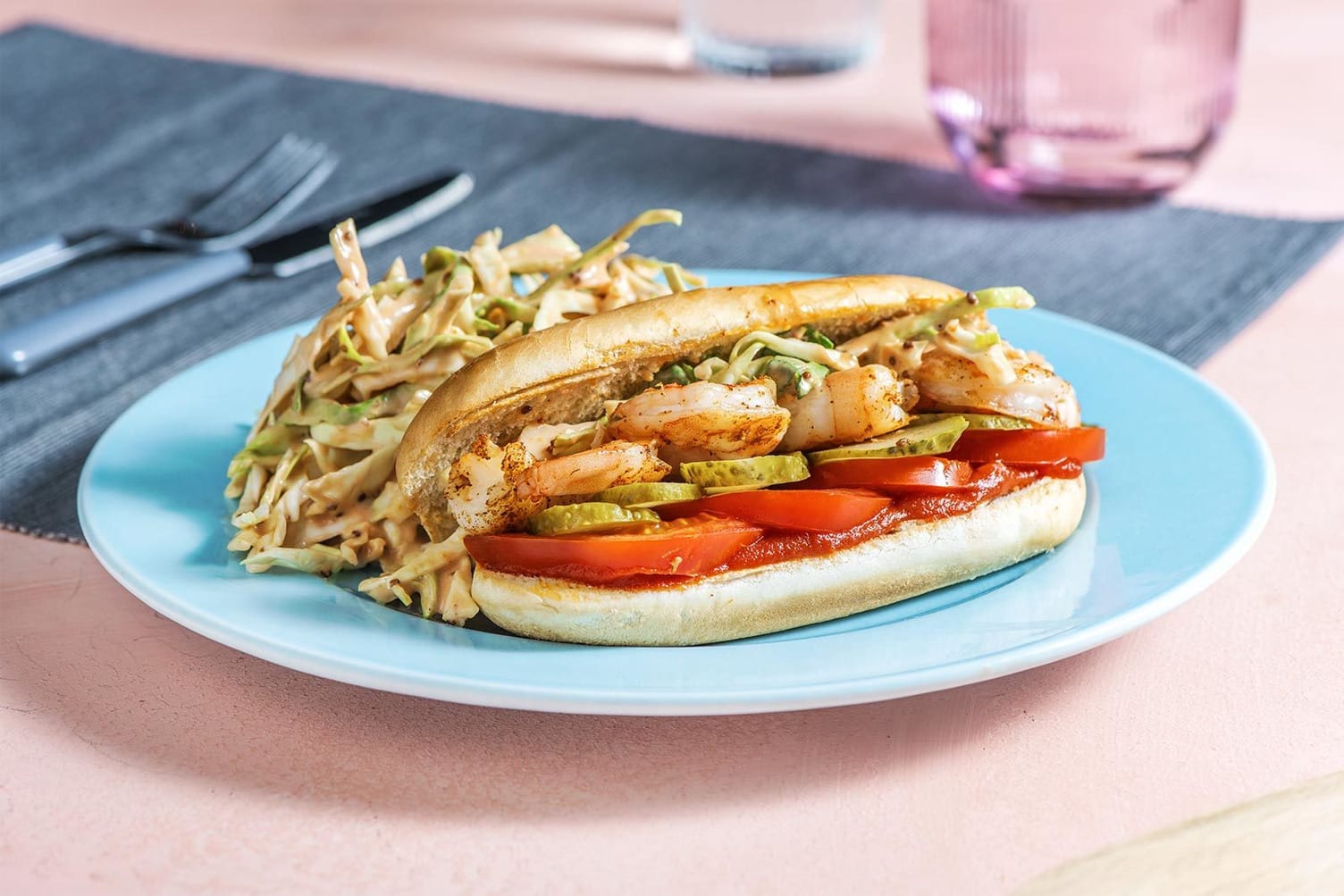 https://images.everyplate.com/f_auto,fl_lossy,q_auto/everyplate_s3/image/dressed-shrimp-po-boys-7d9f08c3.jpg