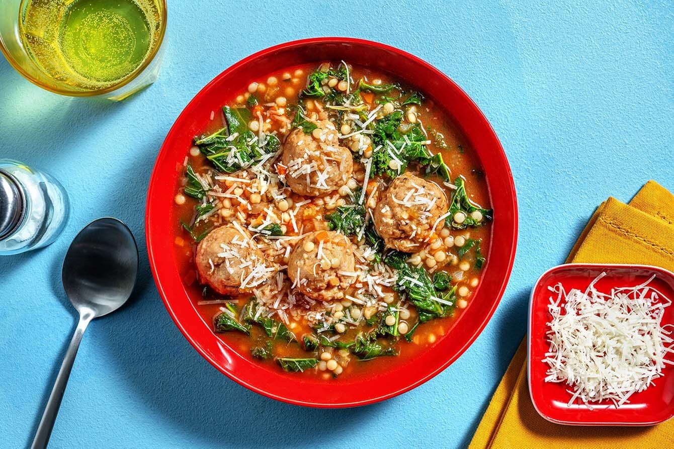 https://images.everyplate.com/f_auto,fl_lossy,q_auto/everyplate_s3/image/one-pot-italian-meatball-soup-2e26eeb6.jpg