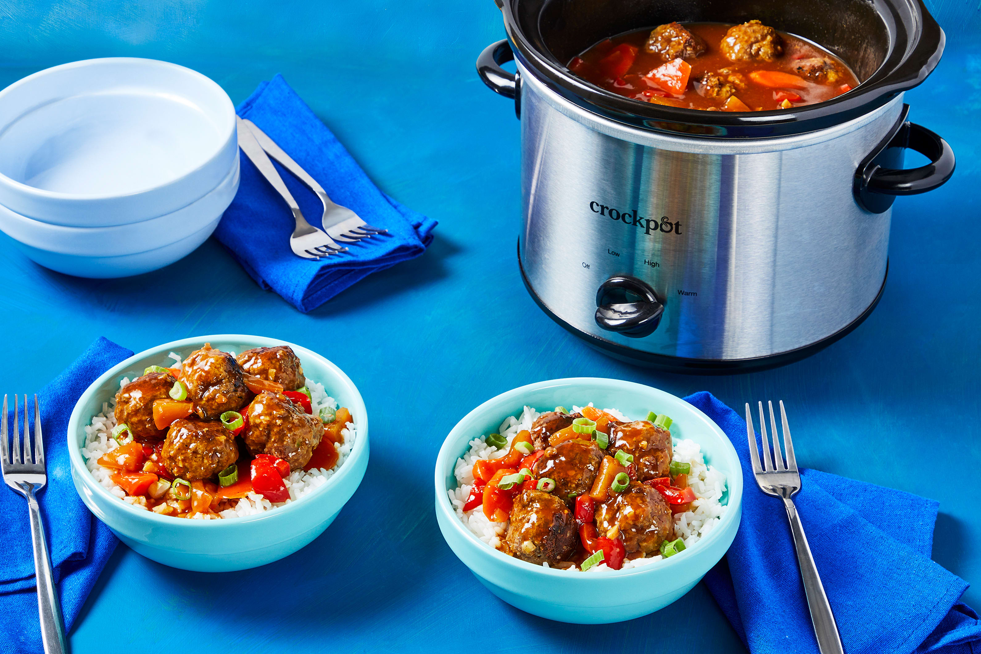 https://images.everyplate.com/f_auto,fl_lossy,q_auto/everyplate_s3/image/slow-cooker-sweet-sour-beef-meatballs-05c34a8a.jpg