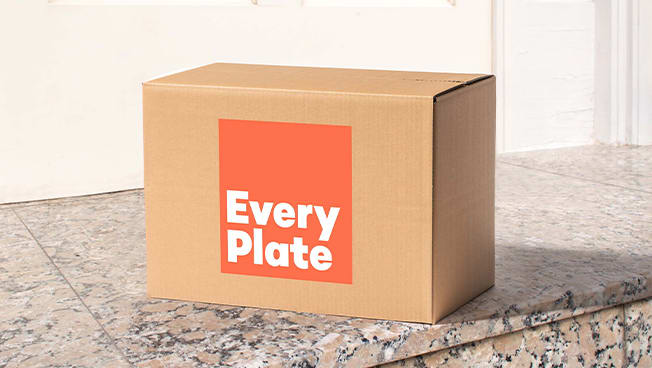 <h2>At what times/days does EveryPlate deliver?</h2>